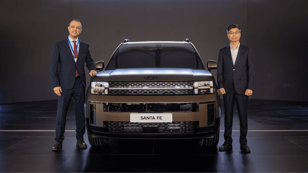 Hyundai UAE Welcomes The All-New 2024 Santa Fe SUV | Detail Analysis! — cover image