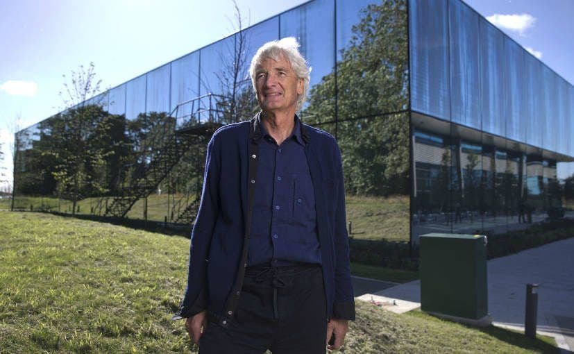 Dyson To Produce Electric Car By 2020 — cover image