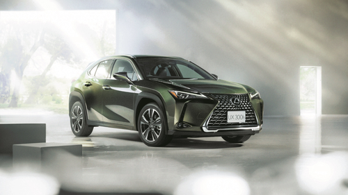 Al-Futtaim Lexus Launches The UX Luxury Hybrid SUV In UAE!